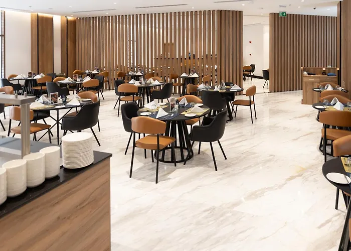 Golden Tulip Muscat The Village